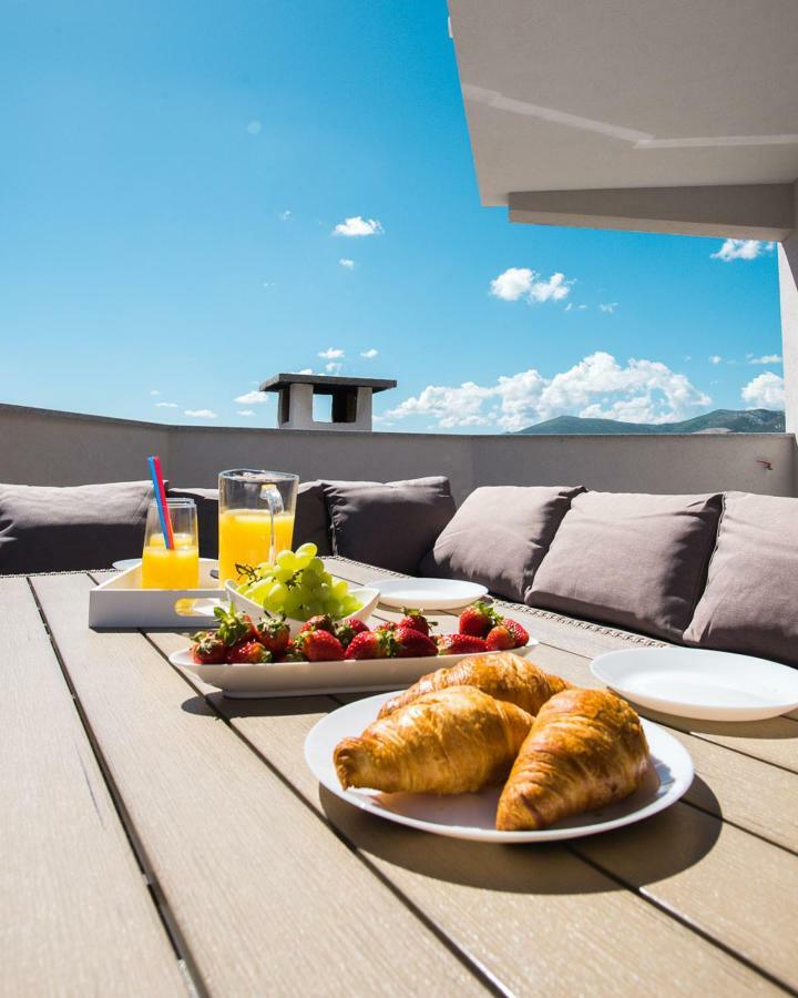 Apartments Cambio Kaštela Екстериор снимка