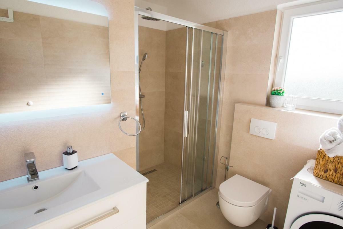 Apartments Cambio Kaštela Екстериор снимка