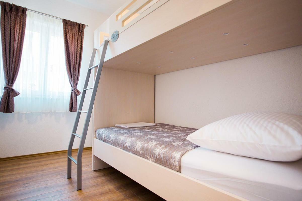 Apartments Cambio Kaštela Екстериор снимка